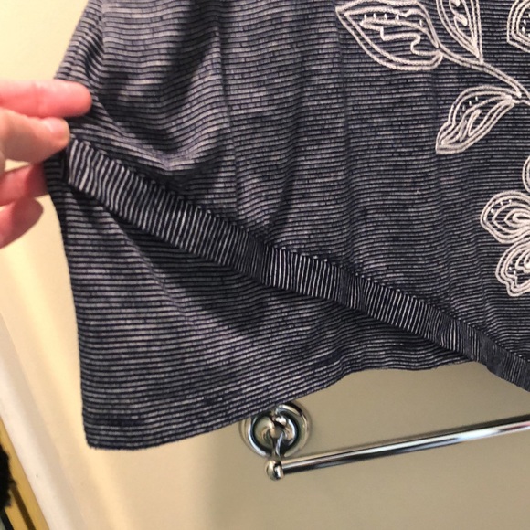 Blouse - Picture 4 of 4